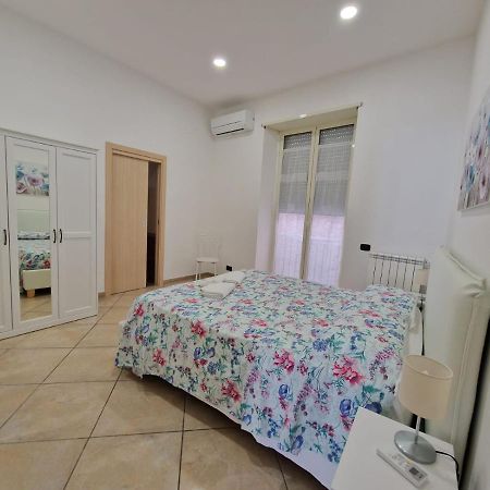 Napoli&Love Apartment Bovio Centro Storico Dış mekan fotoğraf