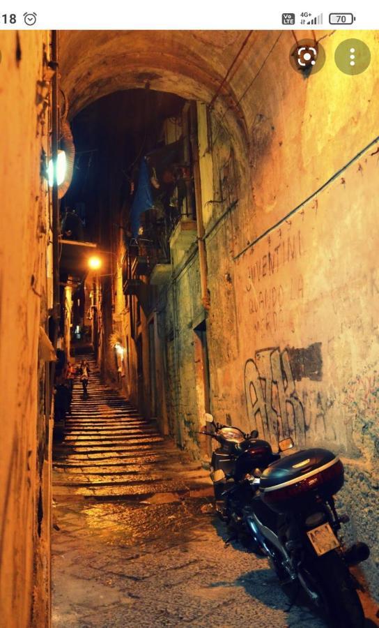Napoli&Love Apartment Bovio Centro Storico Dış mekan fotoğraf