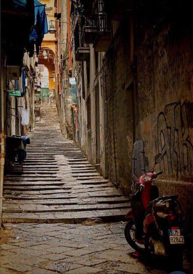 Napoli&Love Apartment Bovio Centro Storico Dış mekan fotoğraf